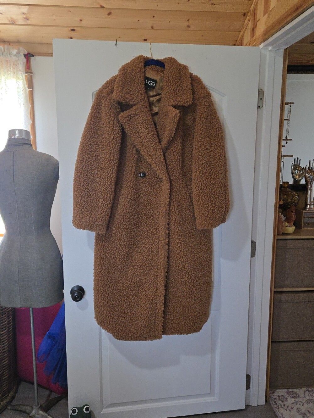 UGG Brown Gertrude Long Teddy Coat, SIZE M - Picture 3 of 16